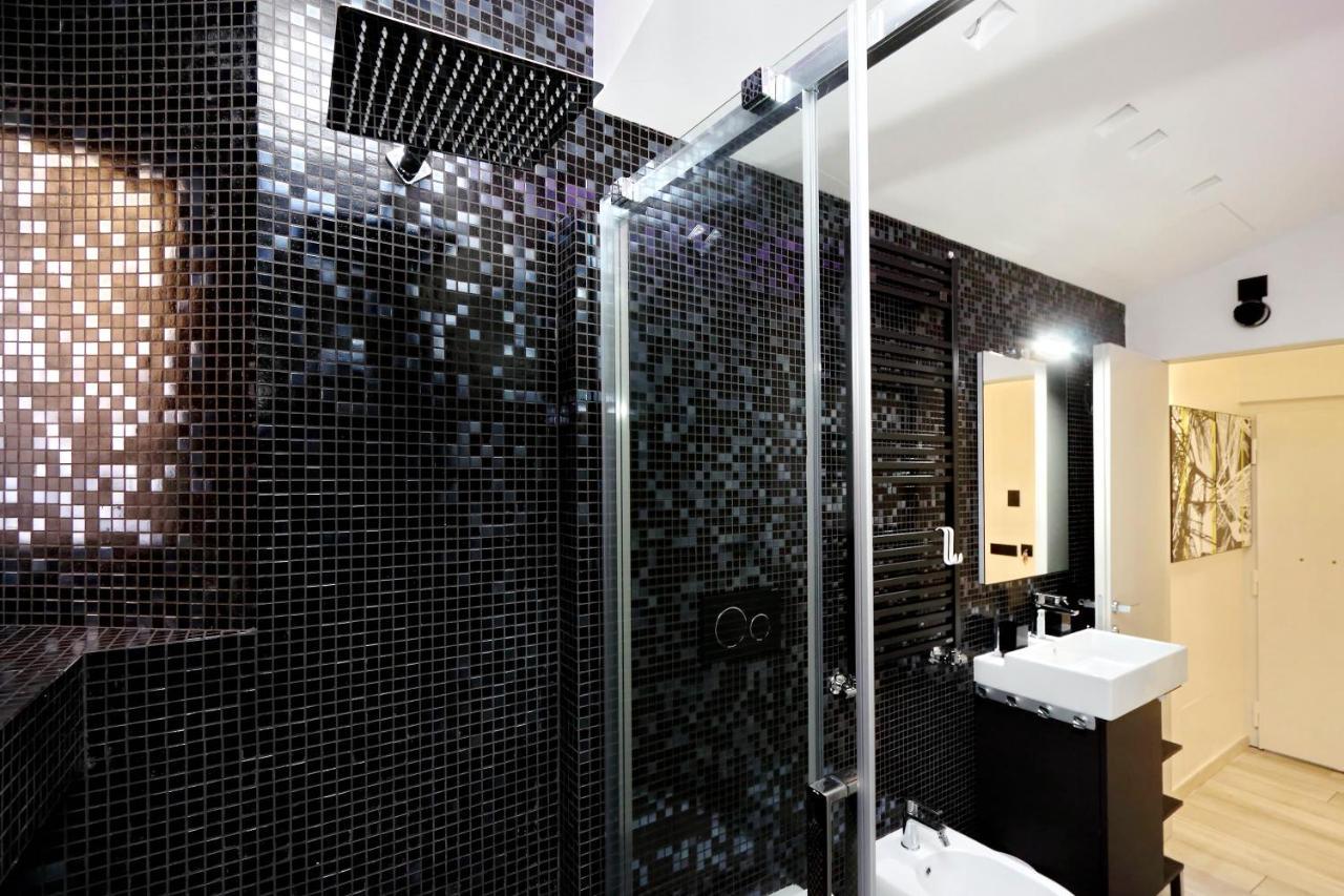 Diamond Apartments, Rome